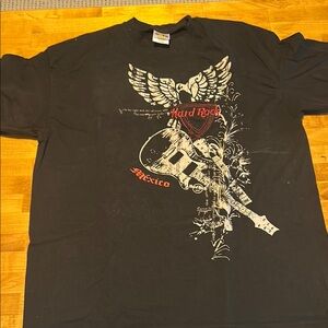 Hard Rock Cafe Black Short Sleeve Tee with Winged Guitar Design